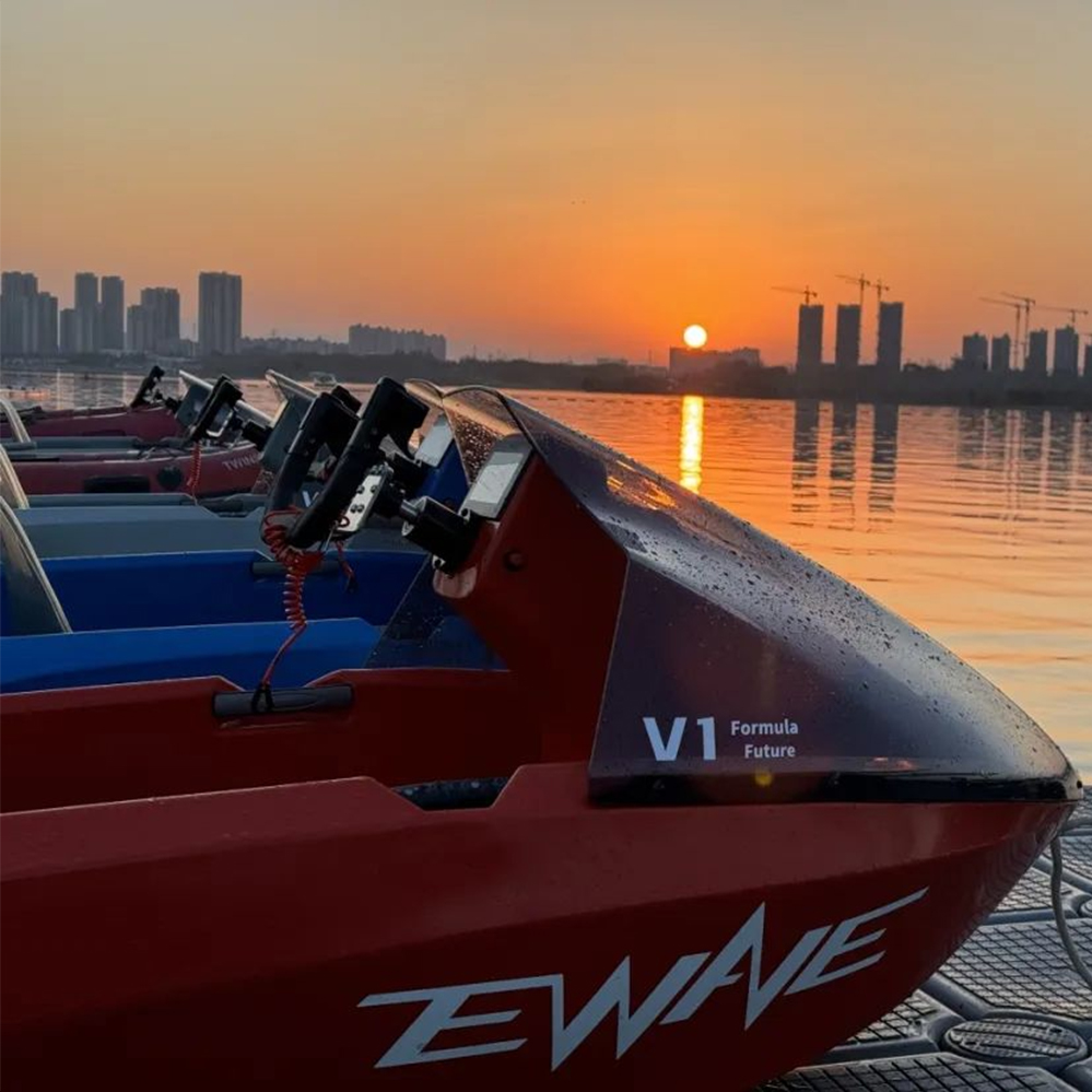 Scenic AreaTheme ParkNew Made  - đánh giá và giá Rc Boat